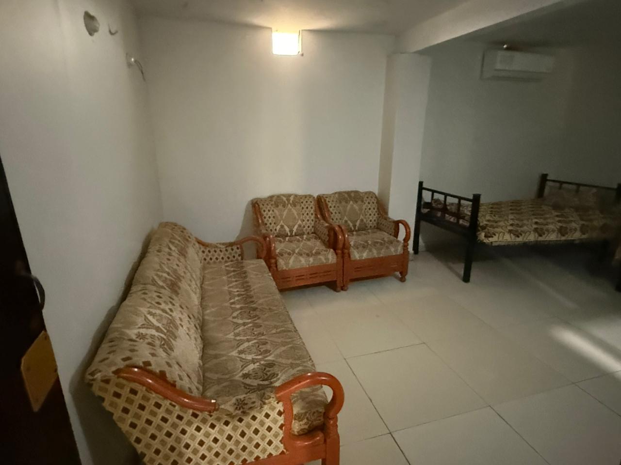 Room 1(1)